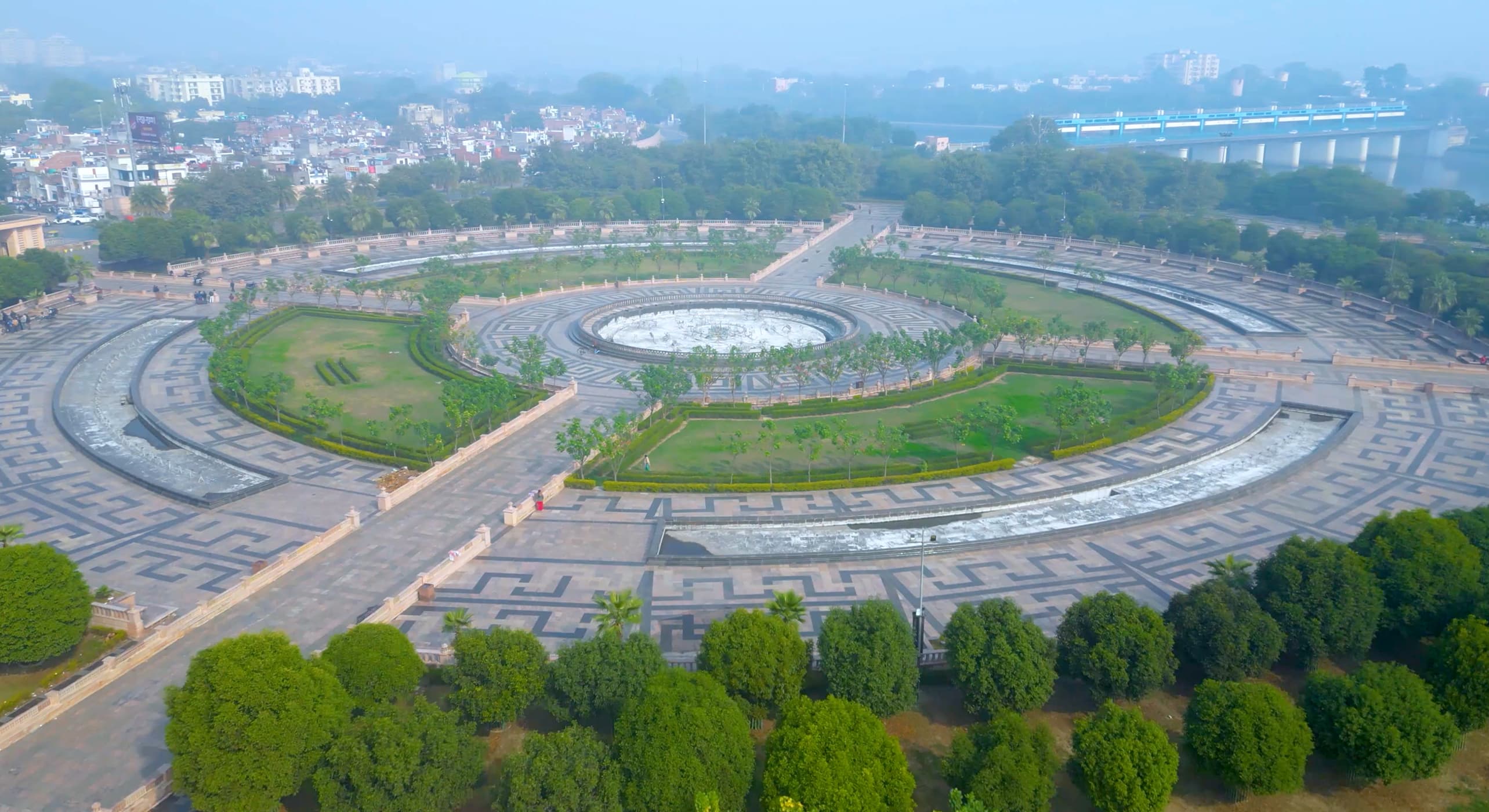 Gomti Riverfront Park 